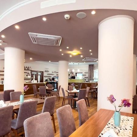 Wellness Hotel Thermal Štúrovo エクステリア 写真