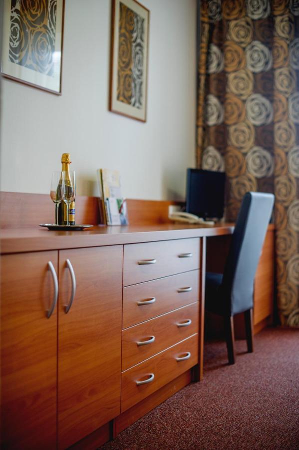 Wellness Hotel Thermal Štúrovo エクステリア 写真