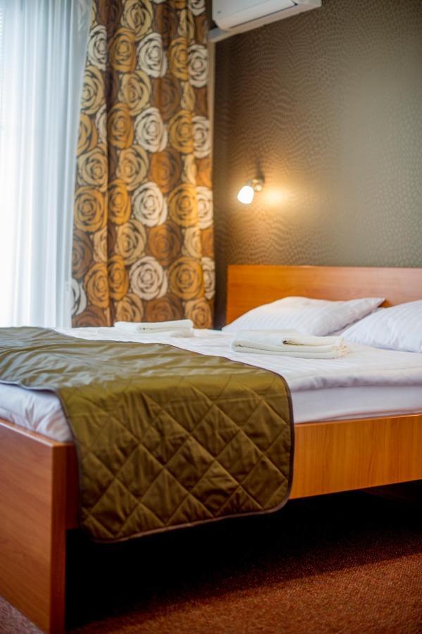 Wellness Hotel Thermal Štúrovo エクステリア 写真