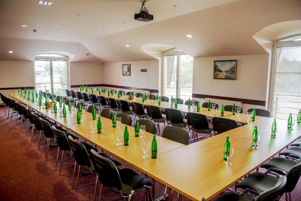Wellness Hotel Thermal Štúrovo エクステリア 写真
